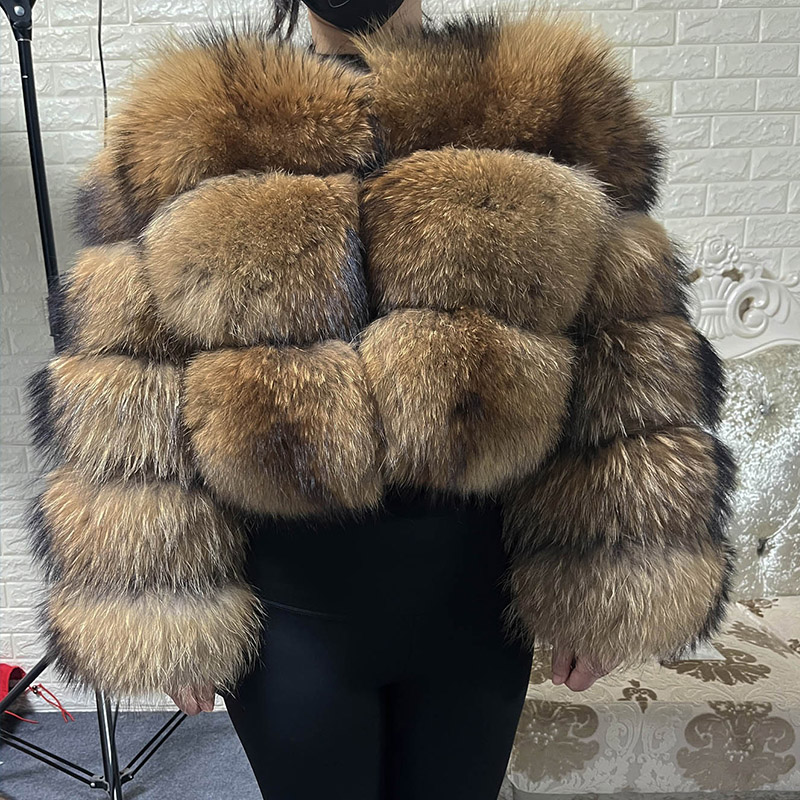 Taglie forti Top in pelliccia  - Winter Clothing Essentials recensione e prezzo