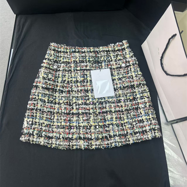 Collezione Invernale 2026 Pers - Winter Clothing Types recensione e prezzo