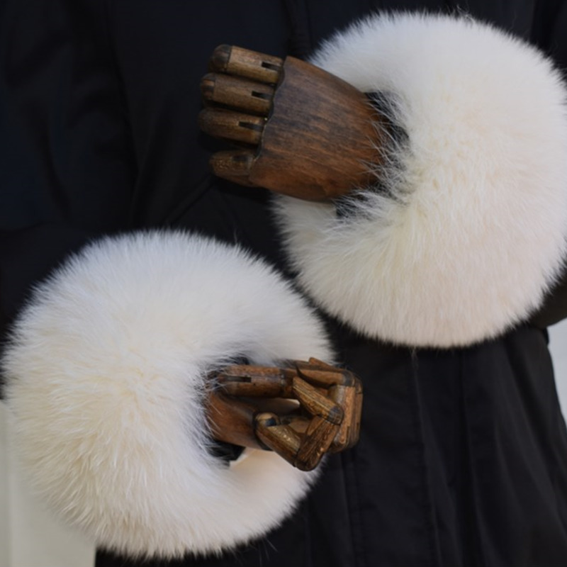 Polsini in pelliccia di volpe  - Winter Clothing Color recensione e prezzo