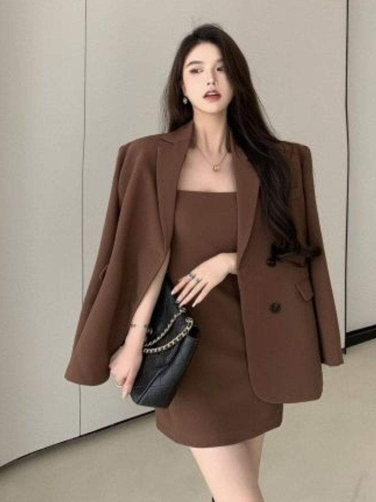Autunno Inverno Marrone Elegan - Winter Clothing Color recensione e prezzo