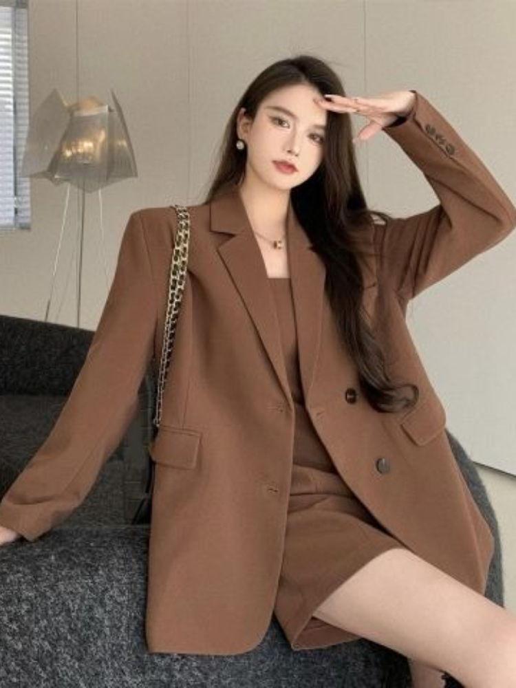 Autunno Inverno Marrone Elegan - Winter Clothing Color recensione e prezzo